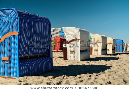 Foto stock: European Beach Wicker Chairs