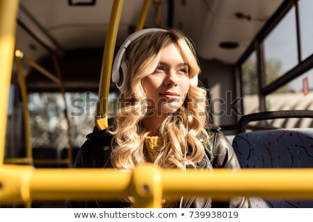 Foto d'archivio: Young Woman In Busness Style