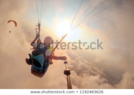 Foto stock: Paragliding