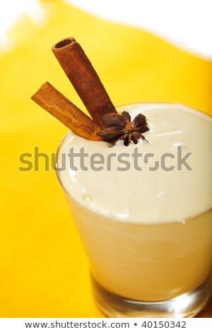 Stockfoto: Creamy Cocktail With Star Fruit