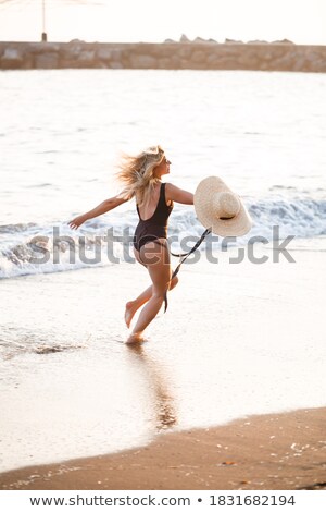 Stockfoto: Supermodel On The Beach