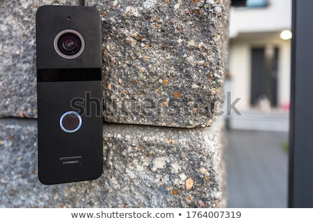 [[stock_photo]]: Remote Doorbel