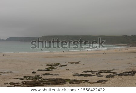 [[stock_photo]]: Hemin · côtier · des · Cornouailles · jusqu'à · la · plage · de · Gwynver