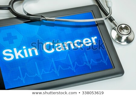 Foto stock: Skin Cancer On The Display Of Medical Tablet