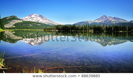 Foto stock: Sparks Lake Oregon Panorama