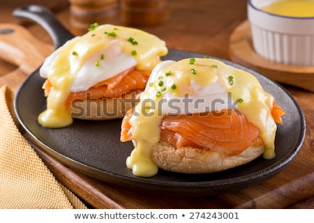 Foto stock: Egg Benedict With Smoked Salmon