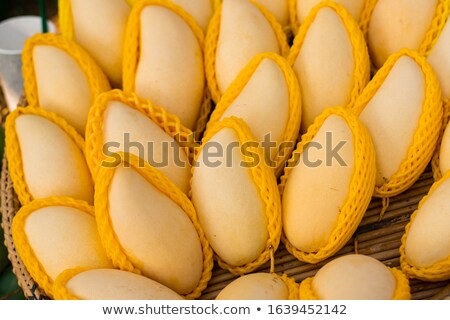 Foto d'archivio: Yellow Mango On Market - Exotic Thai Fruits