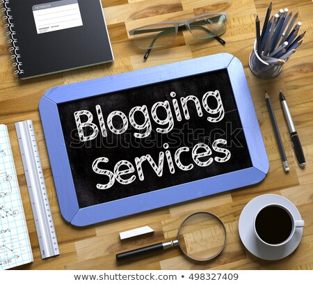 Zdjęcia stock: Blogging Services On Small Chalkboard 3d