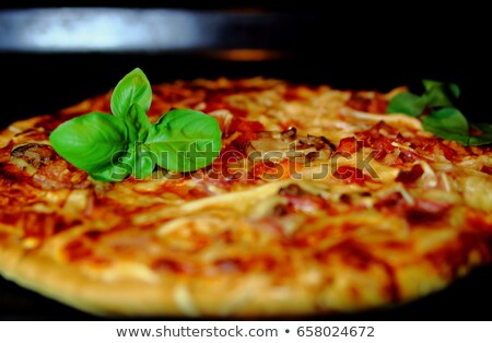 Foto stock: Camembert And Pesto Sauce