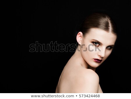 Beauty Purrple Lips Makeup Fashion Model Girl Foto stock © DenisMArt