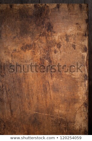 Foto d'archivio: Wooden Cutting Board With Natural Edge