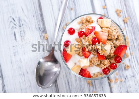 Foto stock: Mueslimilk And Fruit