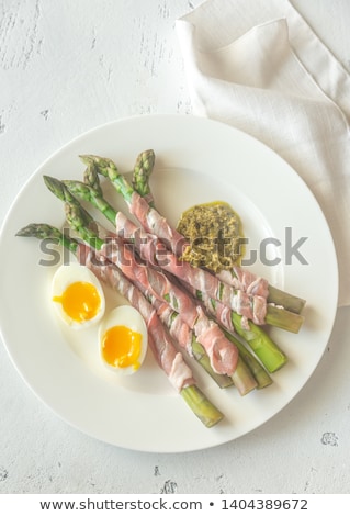 Foto stock: Bacon Wrapped Asparagus Dippers