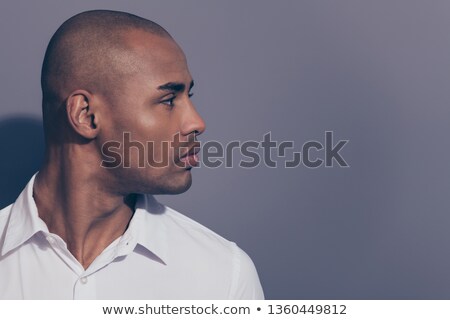 Foto stock: Head Of Young Man Looking To His Side