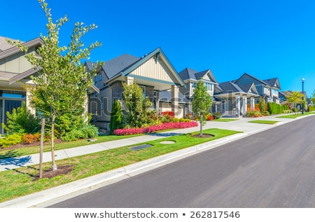 ストックフォト: Single Family Home In Suburban North America