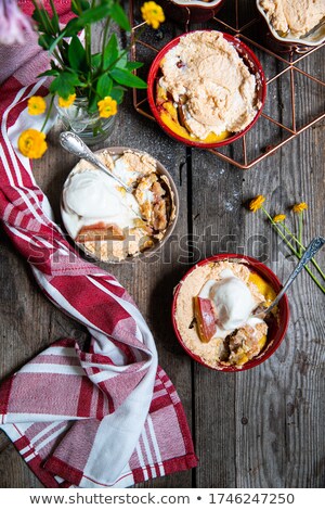 商業照片: Plate Of Rhubarb And Egg Custard