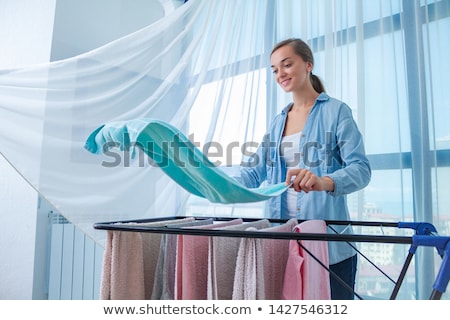 Stockfoto: Leren · Die · Aan · Een · Kabel · Hangen