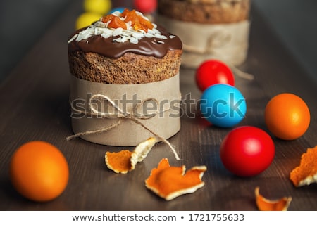 Stockfoto: Cake With Chocolate And Easter Egg