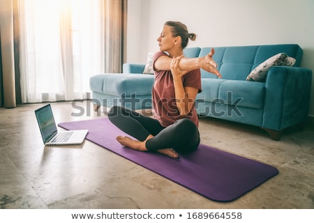 Stockfoto: Young Woman Doing Workout