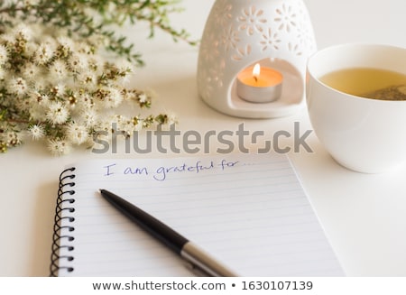 Stock foto: Person Writing I Am Grateful For Text