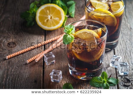 Foto stock: Cuba Libre Cocktail With Mint And Lime