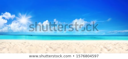 Stockfoto: Sunny Day At Sea Shore