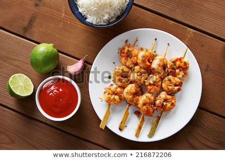 Foto d'archivio: Bowl Of Marinated Prawns