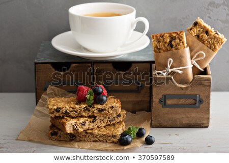 [[stock_photo]]: Backed Apple Cinnamon Granola