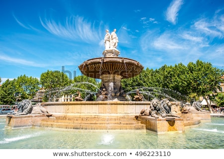 Foto stock: The Fontaine De La Rotonde Fountain