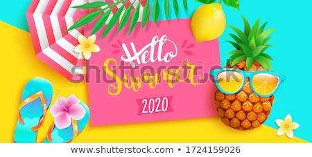 Foto stock: Summer Time Hand Drawn Lettering With Flowers