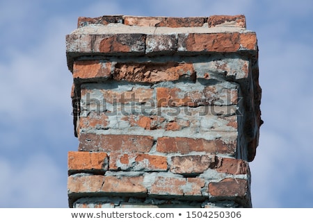 Foto stock: Old Brick Chimney