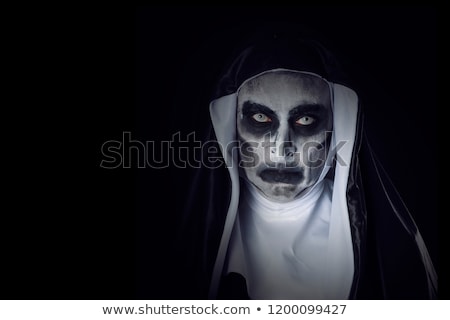 Foto stock: Portrait Of A Frightening Evil Nun