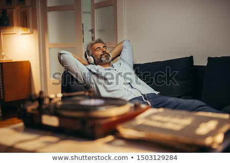 Stock foto: Headphones And Vinyl Records