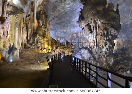 Foto stock: Limestone Formations In The Son Doong Cave Vietnam