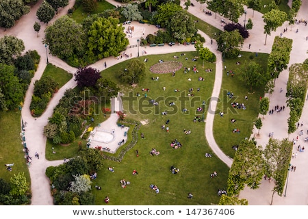 Foto d'archivio: Nature And Sidewalk Aerial View