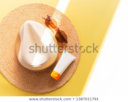 Foto stock: Sunprotection Objects On The Beach In Holiday