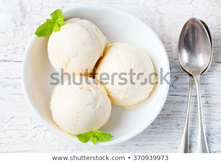 Stockfoto: Vanilla Ice Cream In Bowl Organic Product