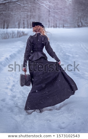 ストックフォト: Young Woman In Vintage Dress