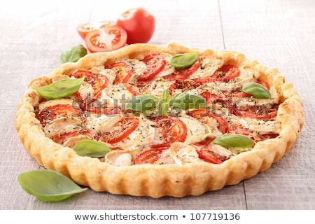 Foto stock: Tomatocheese And Basil Tartpizza