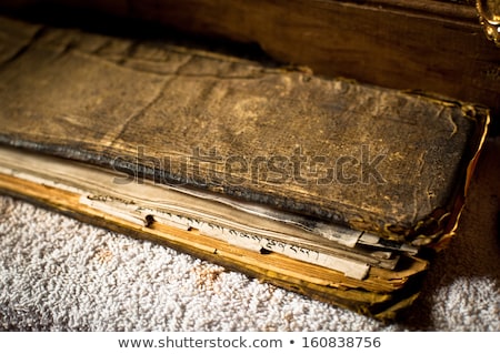 Foto stock: Buddhist Prayer Book With Mantras Tibetan Spituk Monastery