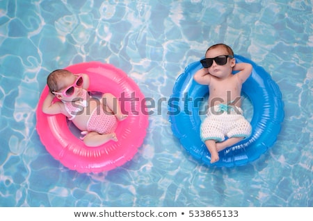 Foto stock: Boy And Girl Relaxing