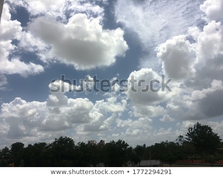 Foto stock: Cloudy Weather