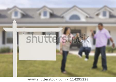 Foto stock: Real Estate Empty Sign