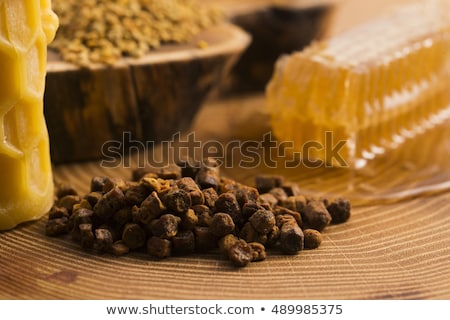 Foto stock: Honeycomb Pollen And Propolis