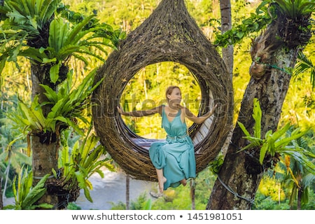 Foto stock: Bali Trend Straw Nests Everywhere Young Tourist Enjoying Her Travel Around Bali Island Indonesia