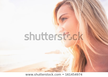 Foto stock: Gorgeous Female On The Beach