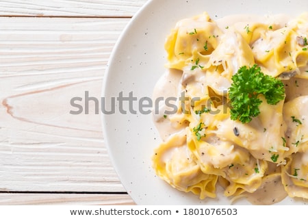 Сток-фото: Tortellini With Sauce And Cheese