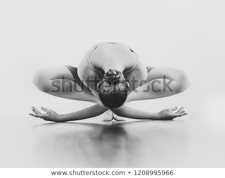 Stockfoto: Posed Pointe Shoes In Natural Light