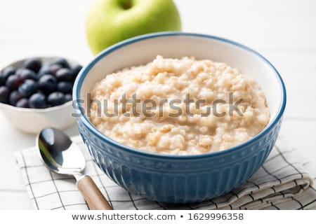 Stock foto: Oatmeal Porridge With Fresh Berries