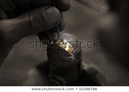 Stockfoto: Mans Old Diamond Ring